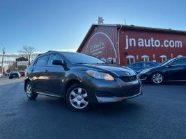 Toyota matrix 2010 AWD $ 13941